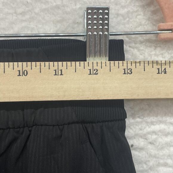 Lululemon Pants Womens 4 Black Beyond The Studio Crop High Rise Athletic Jogger - Picture 9 of 12